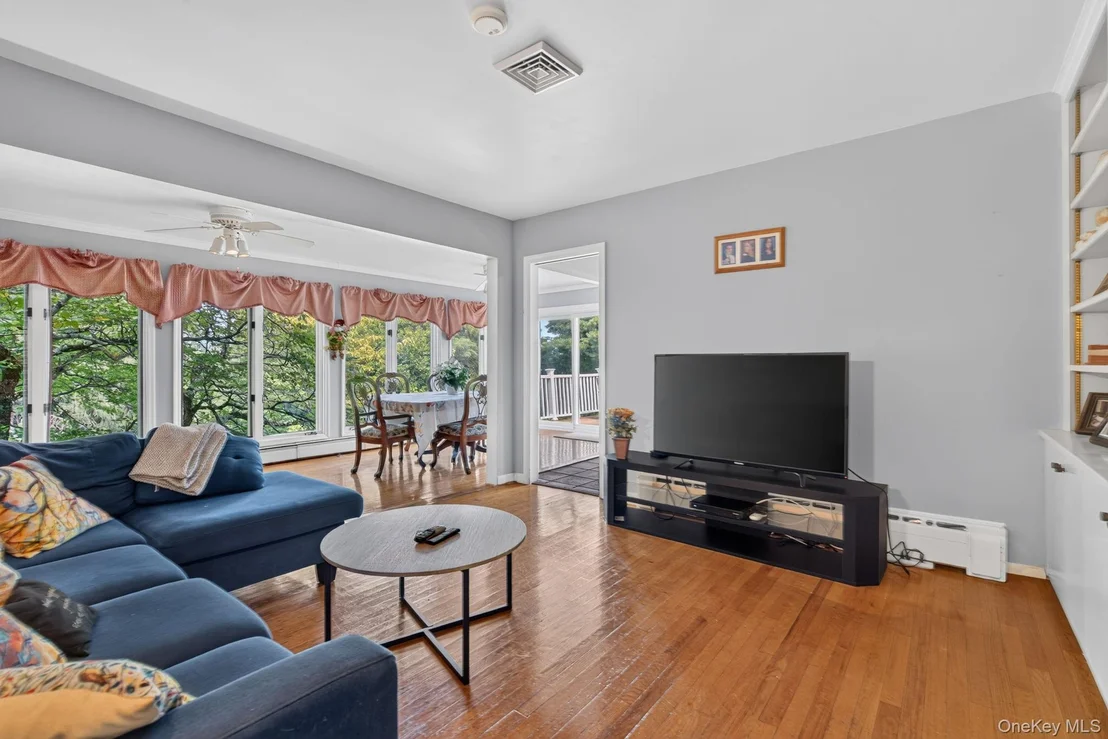 Photo of 158 High Meadows Road