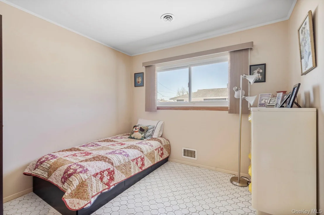 Photo of 148 Harris Drive