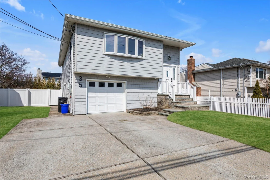 Photo of 35 Lee Avenue