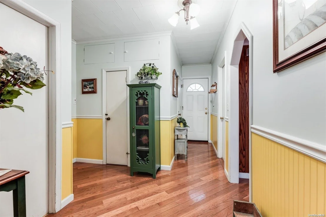Photo of 55 Brook Lane