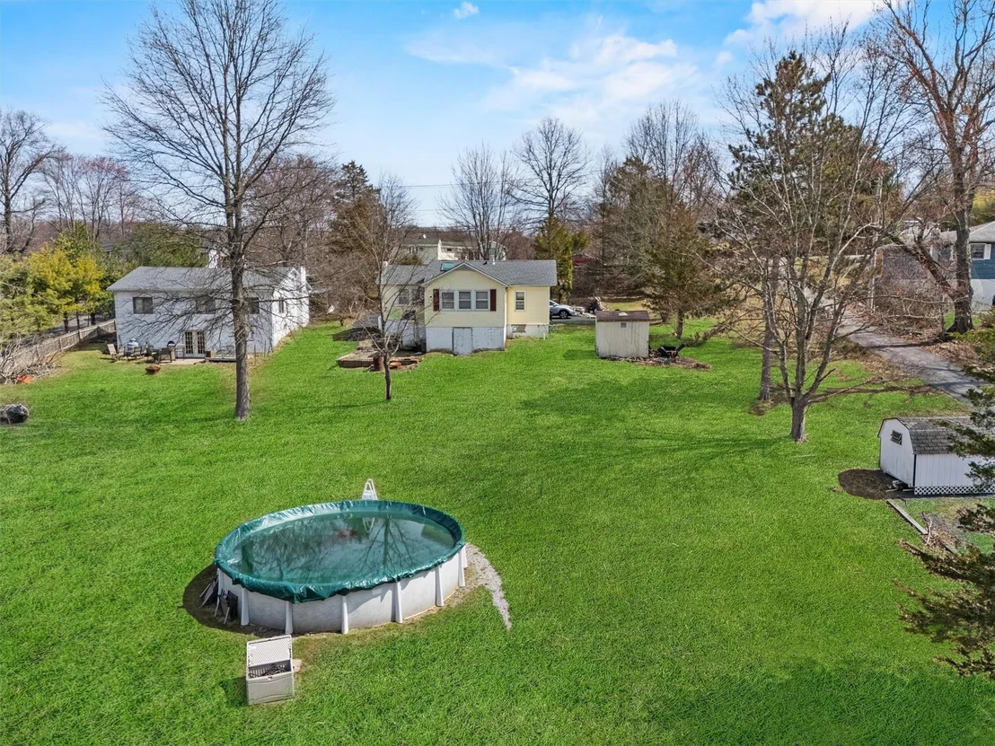 Photo of 49 Lakeside Drive