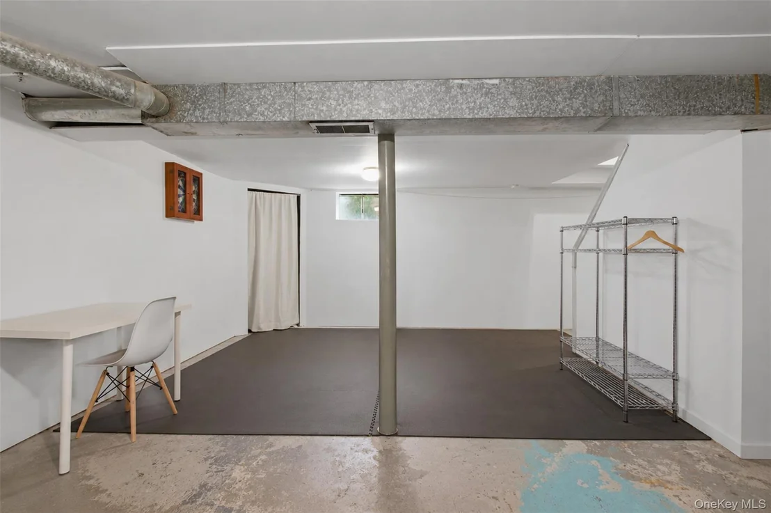 Photo of 42 Pershing Avenue