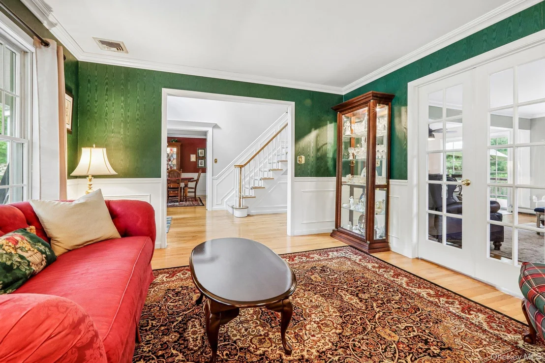 Photo of 33 Sutherland Drive