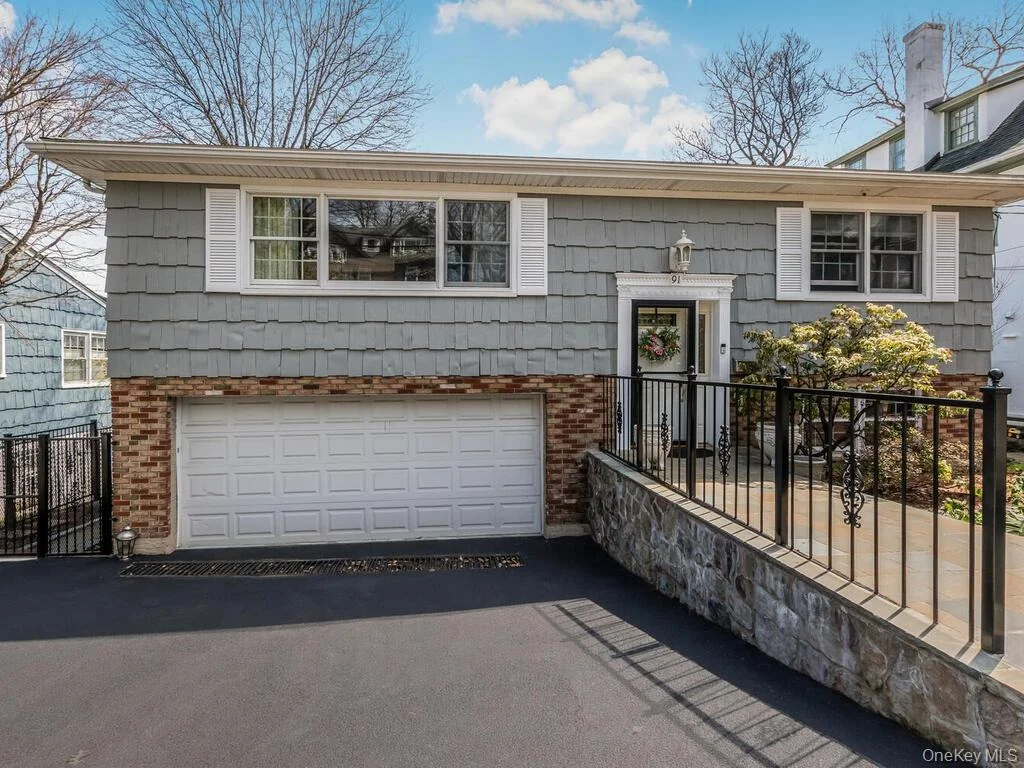 Photo of 91 Edgecliff Terrace