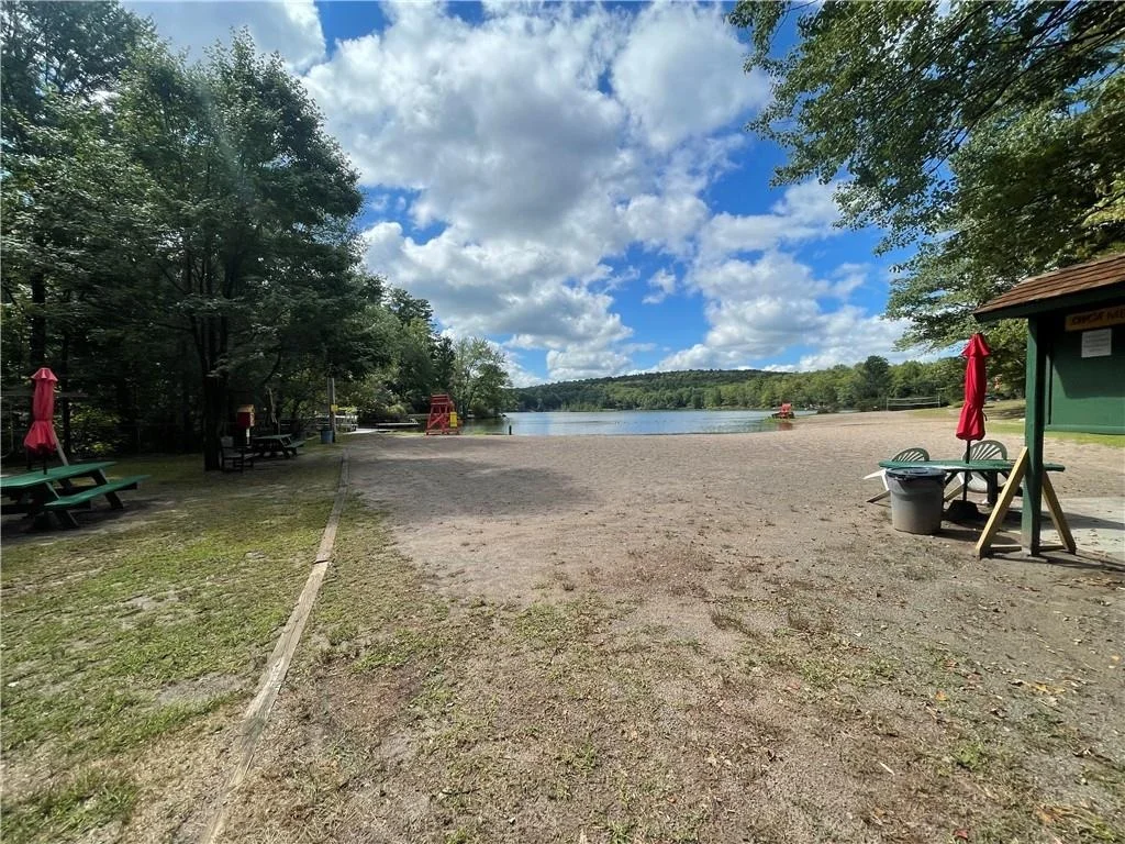 Photo of 13 Mohawk Trail