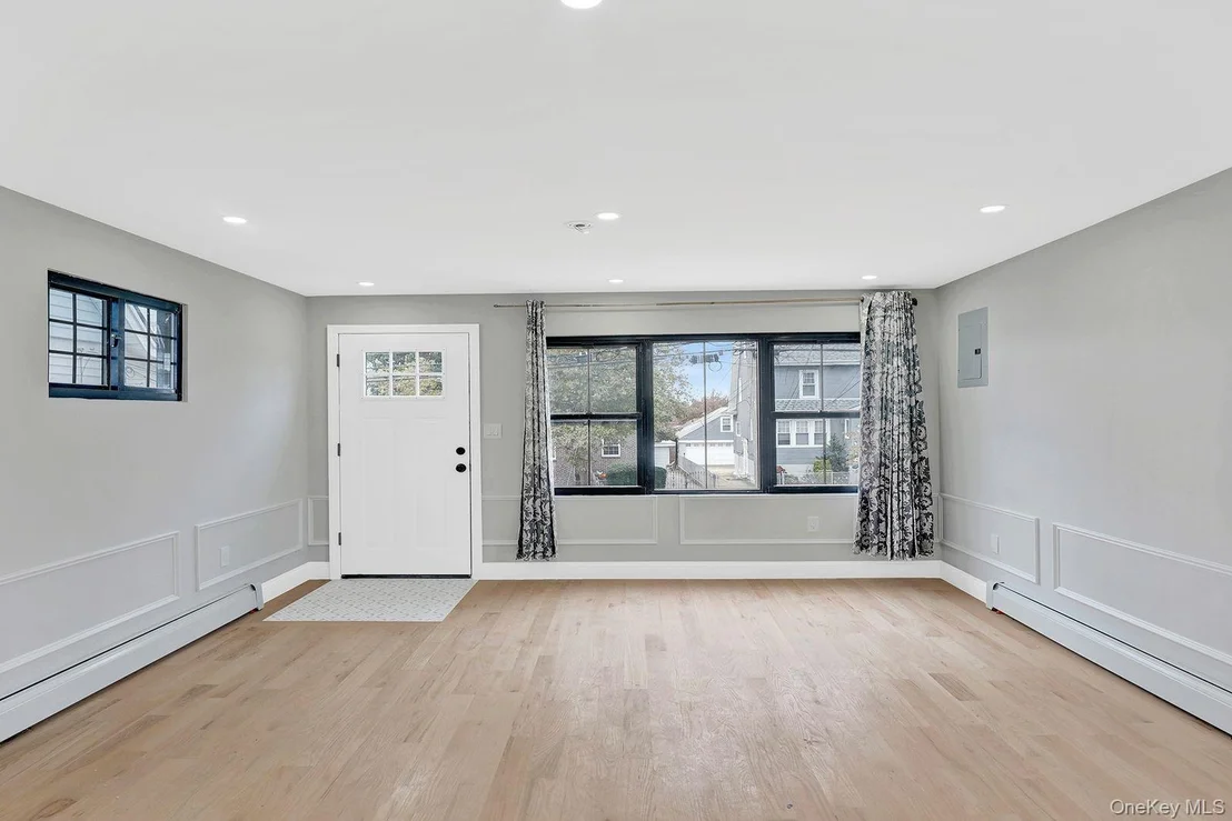 Photo of 338 Calhoun Avenue