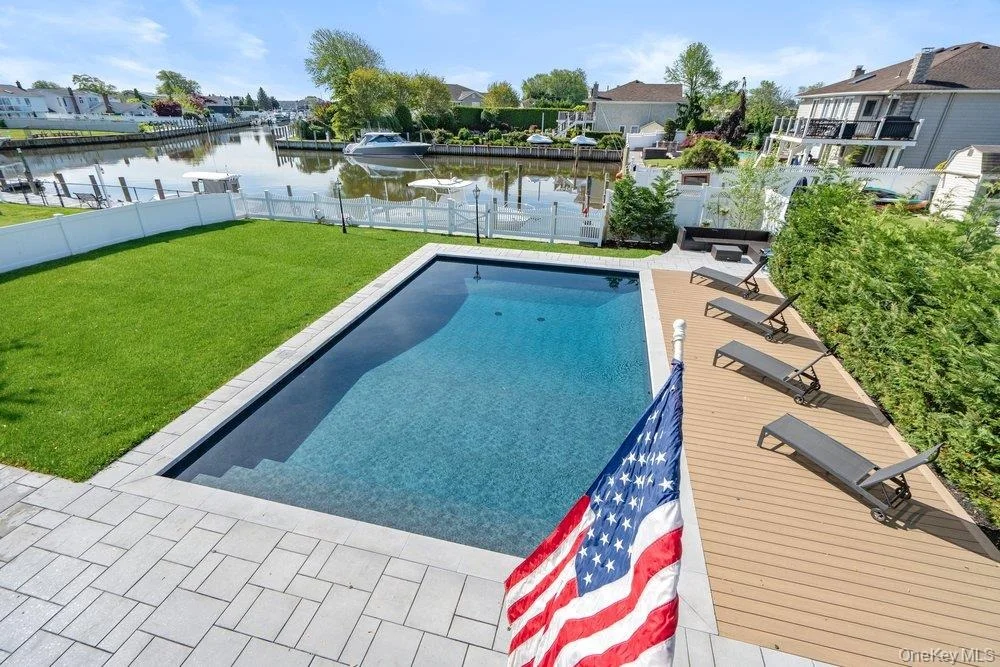 Photo of 159 Driftwood Drive