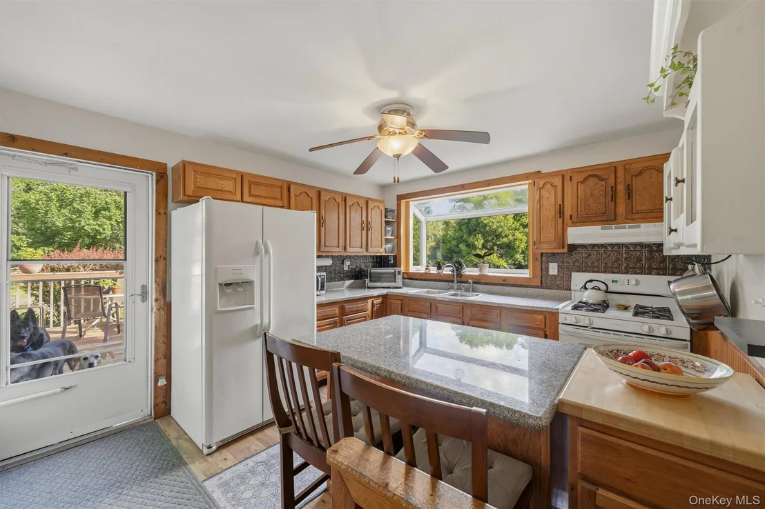 Photo of 541 Bart Bull Road