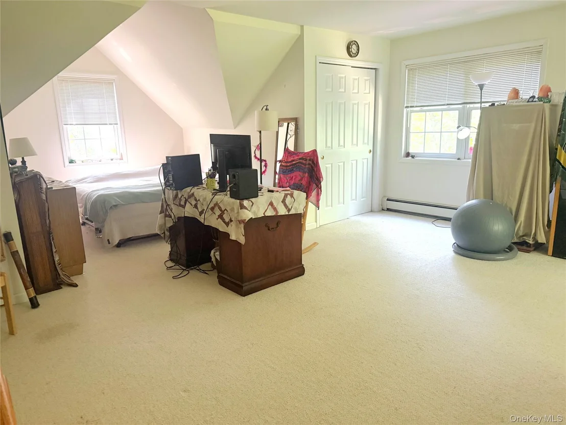 Photo of 10 Stonewall Drive
