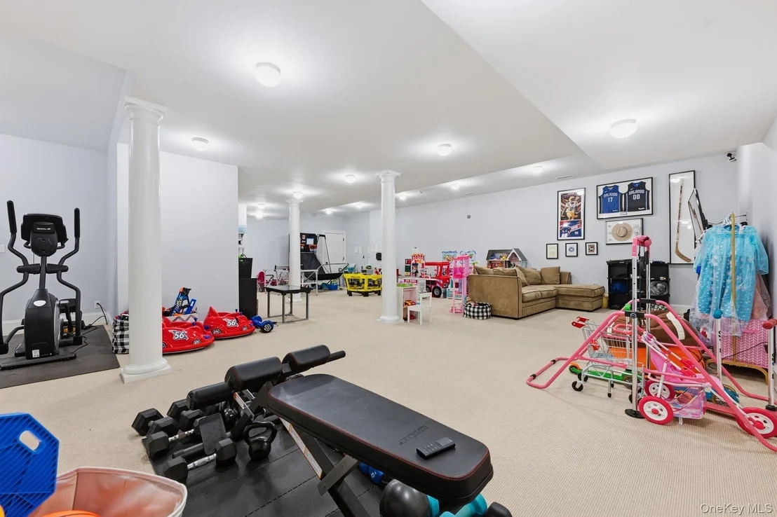 Photo of 11 Long Pond Road