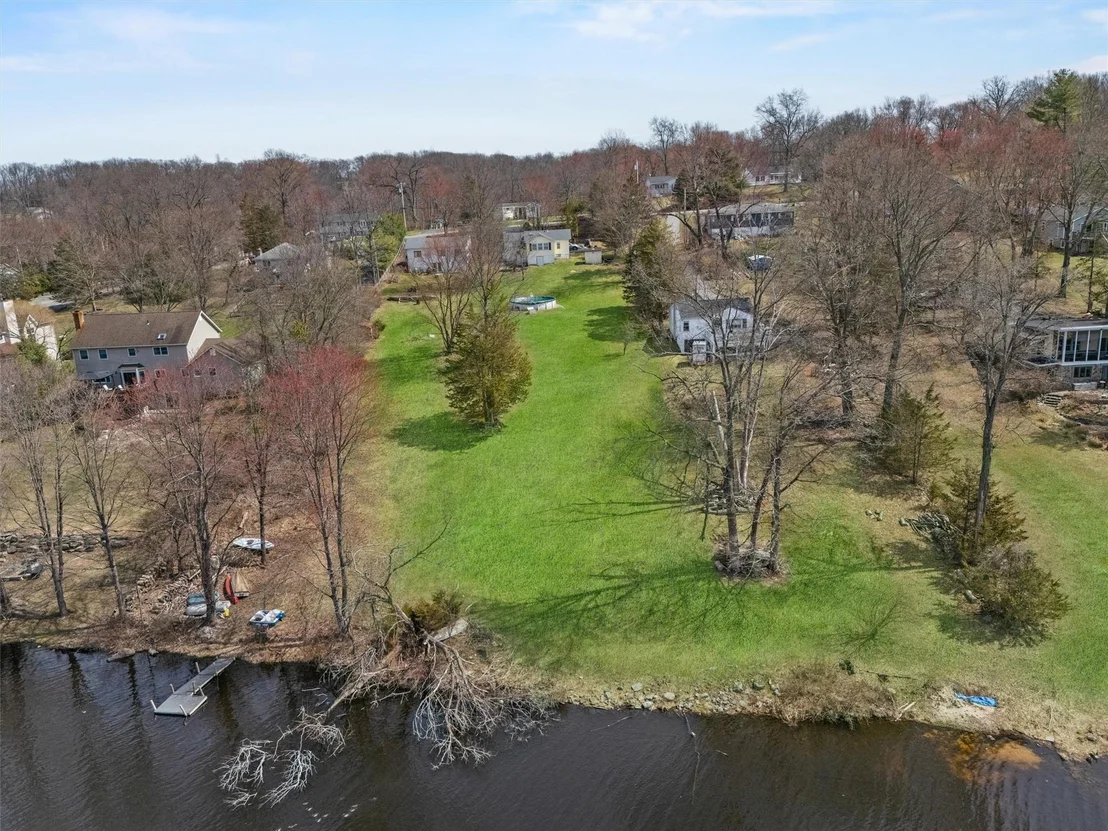 Photo of 49 Lakeside Drive