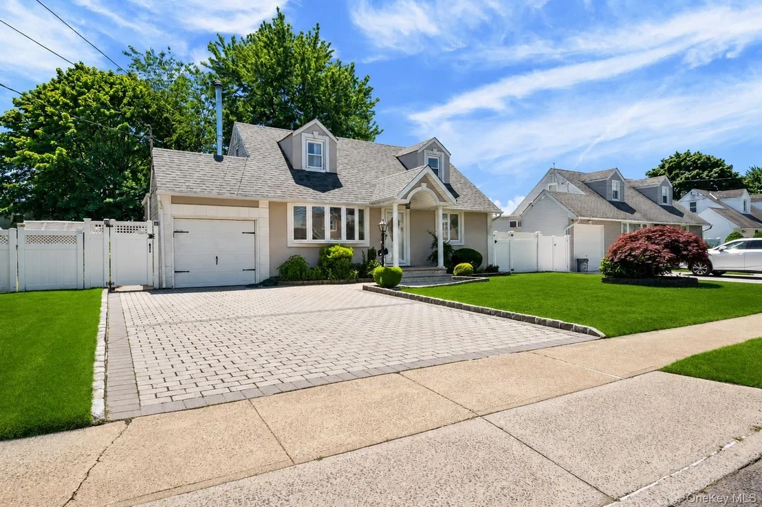 Photo of 1882 Byrd Drive