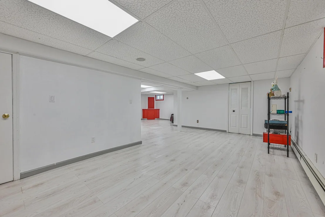 Photo of 239 Walnut Road