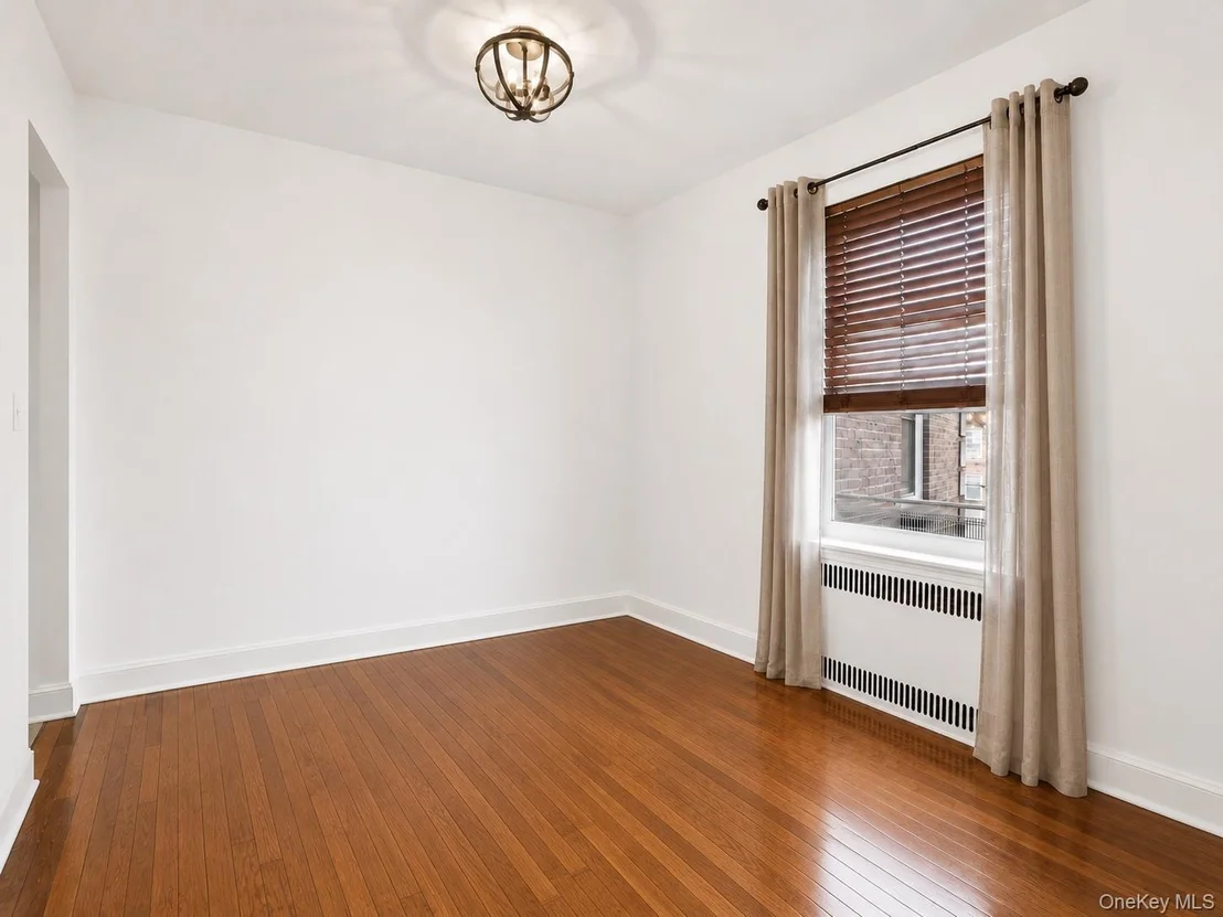 Photo of Unit 2D at 824 Palmer