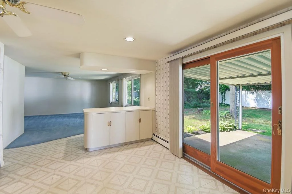 Photo of 6 Budenos Drive