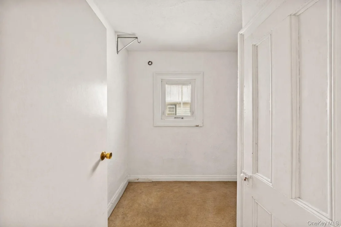 Photo of 19 W Maple Avenue