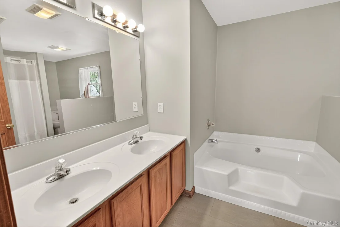Photo of 23 Barrett Pond Road Road