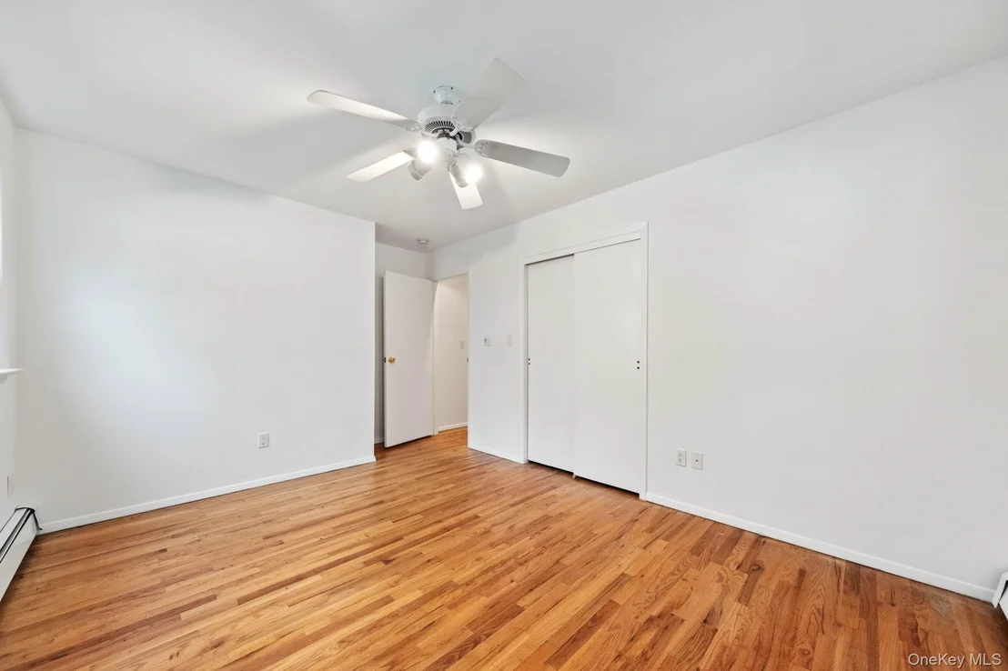 Photo of 32 Bramble Brook Road