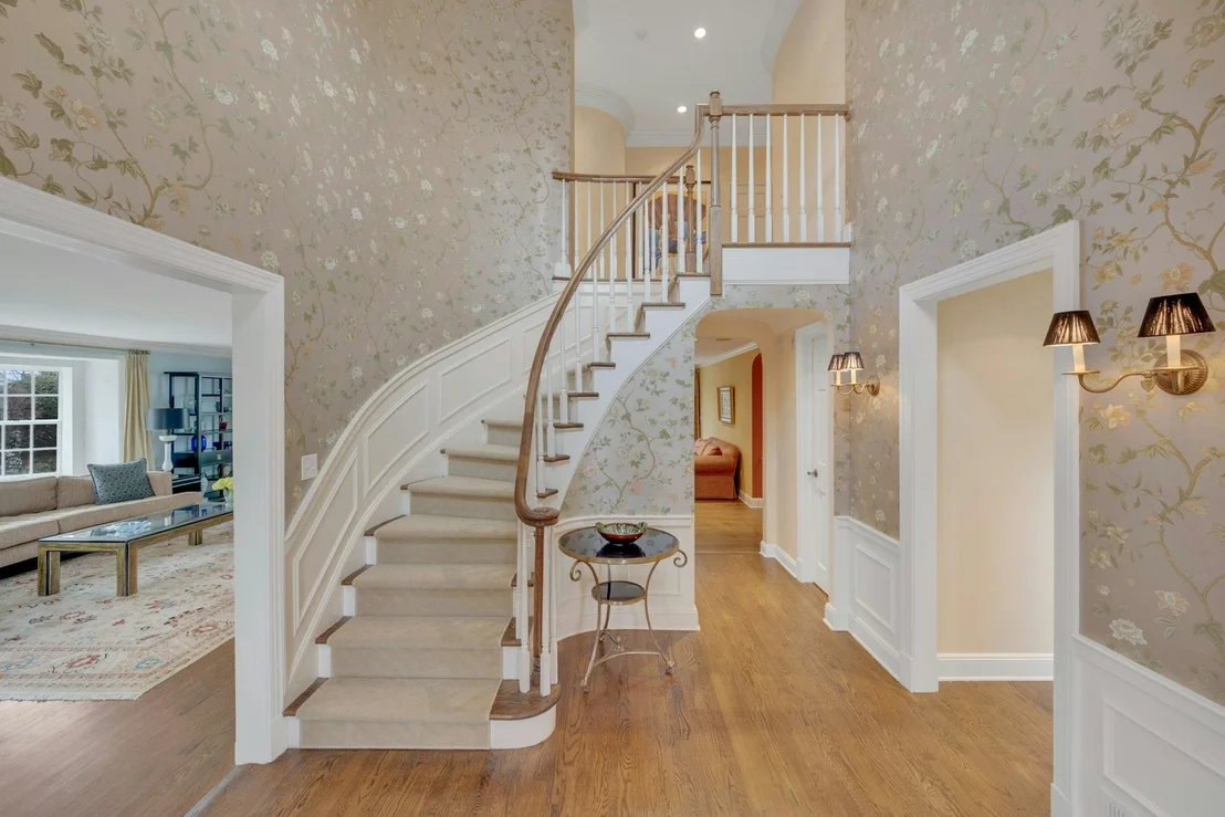 Photo of 280 Beverly Road