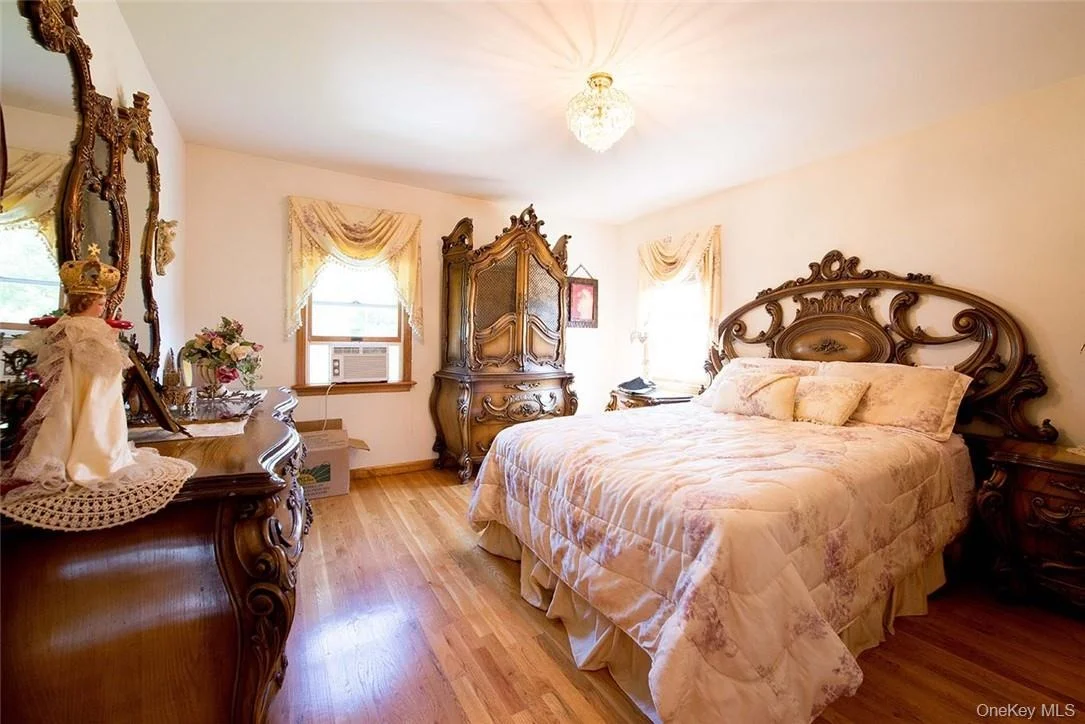 Photo of 114 Levine Road