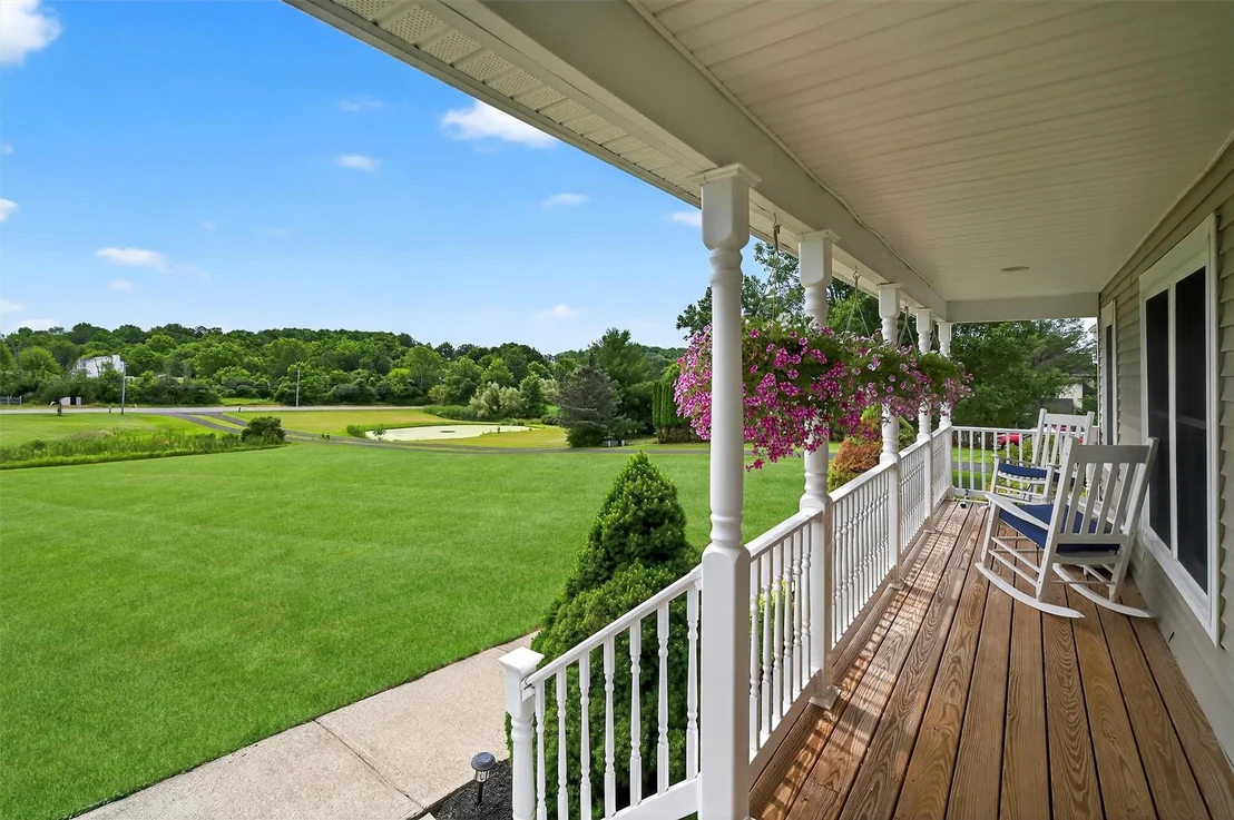 Photo of 106 Maple Avenue