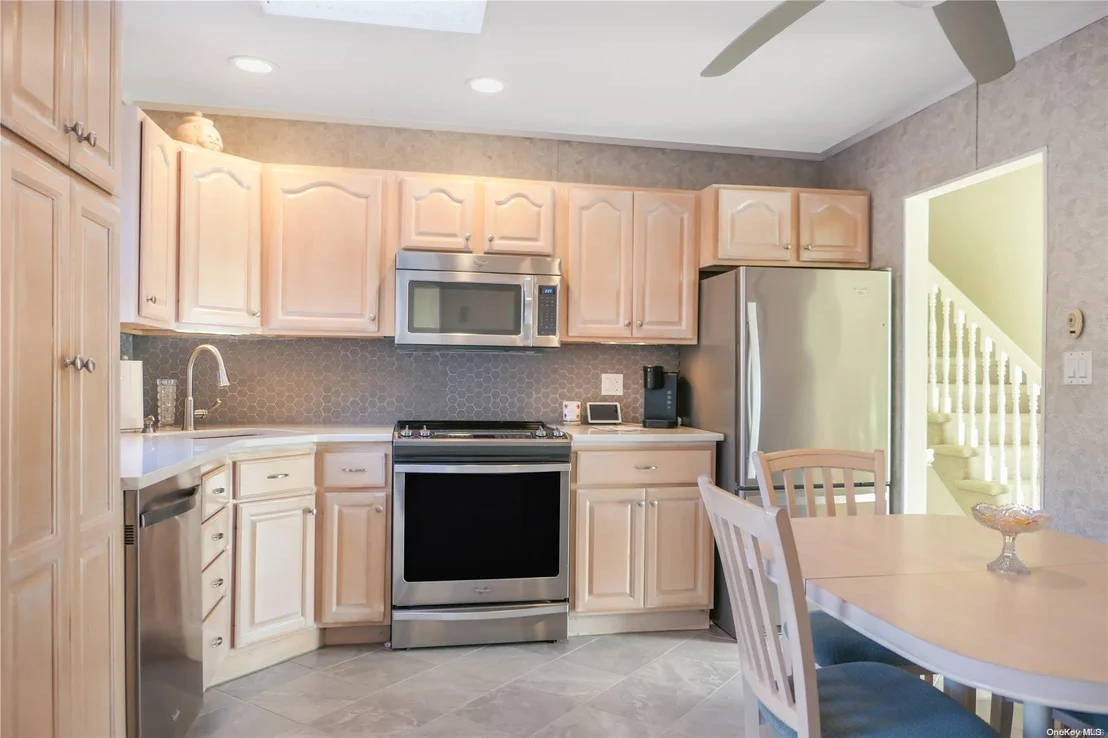 Photo of 23 Highview Boulevard