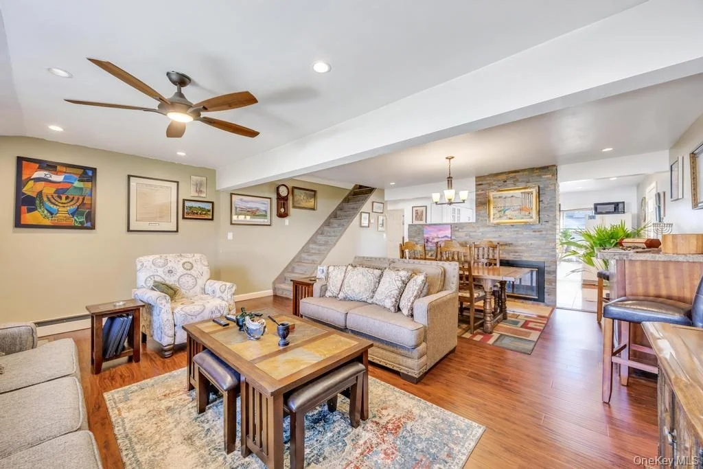 Photo of 142 Blacksmith Road E