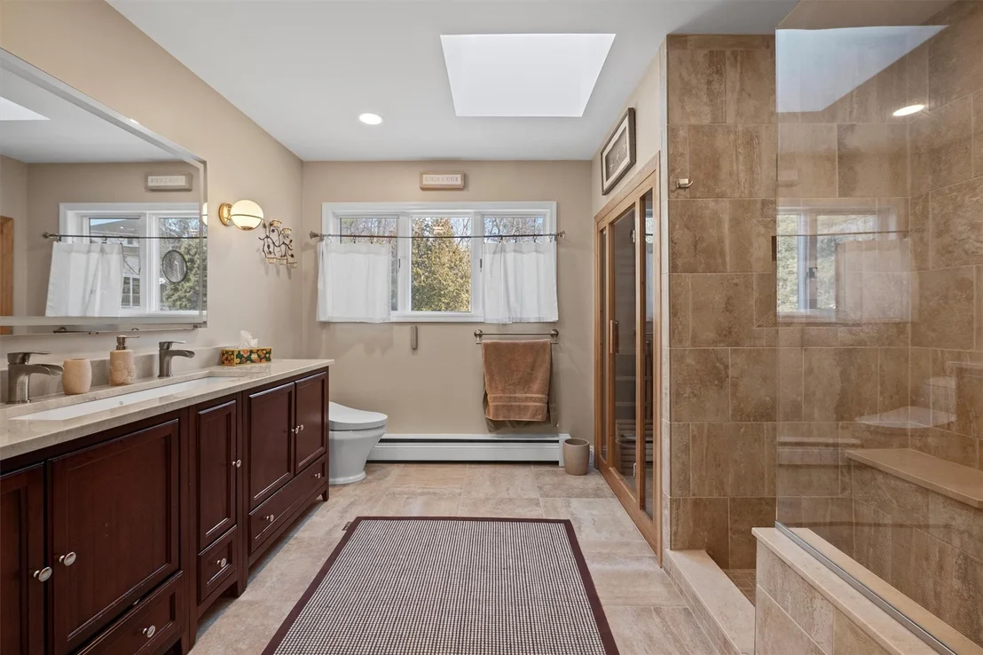 Photo of 31 Waters Edge