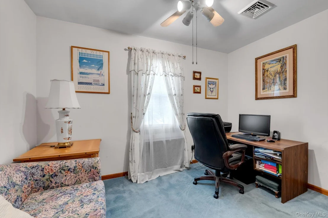 Photo of 135 Centre Avenue