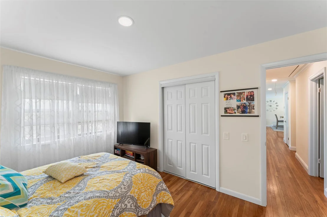 Photo of 47 Riverside Road