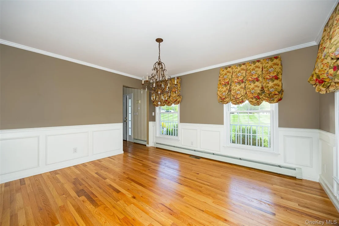 Photo of 76 Rockledge Drive