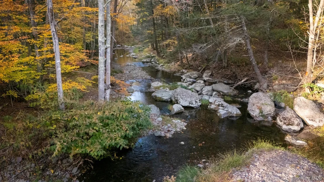 Photo of 367 South Road