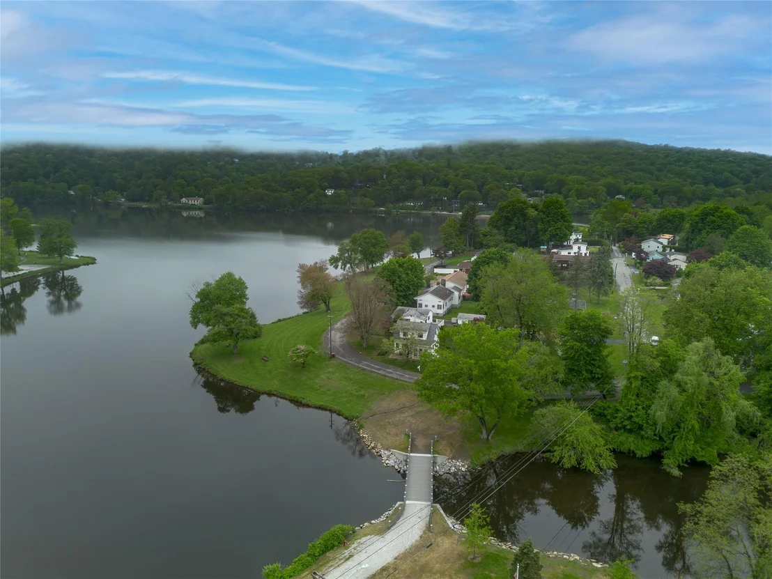 Photo of 47 Champlain Drive