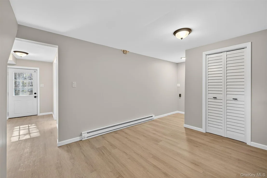 Photo of 34 Round Hill Road