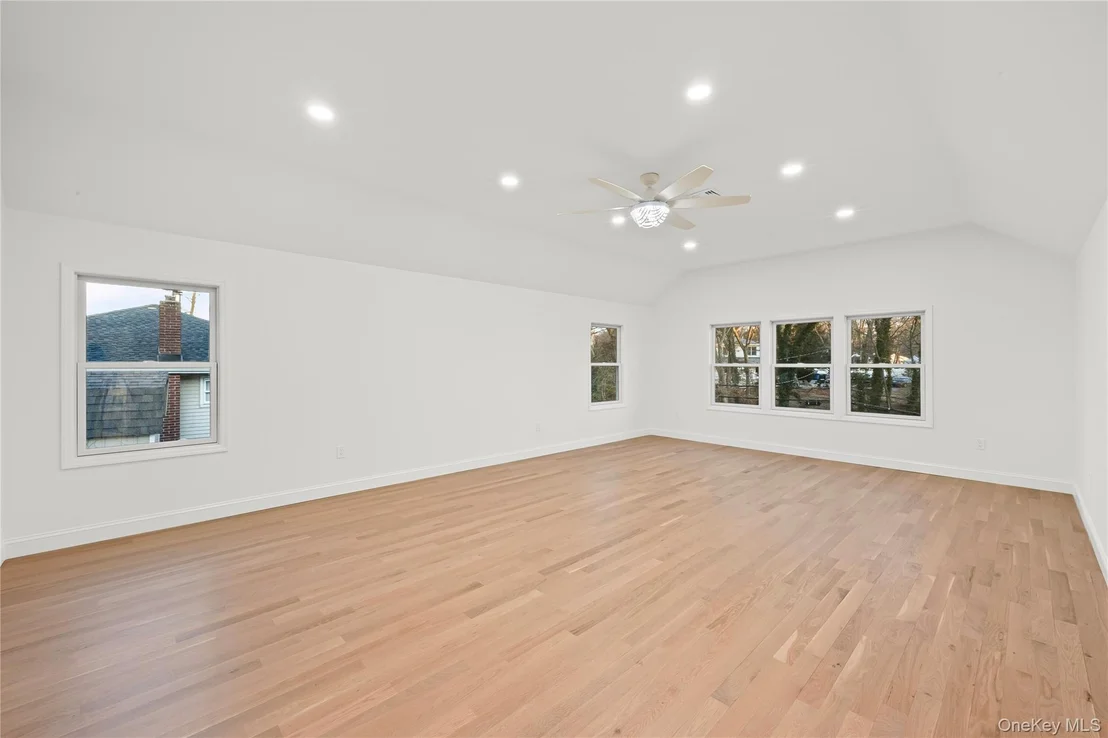 Photo of 5 Poplar Drive