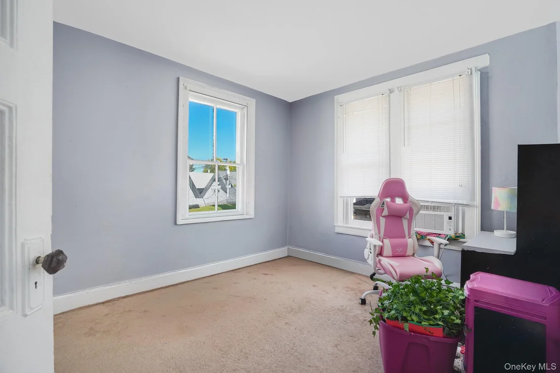 Photo of 23 Lewis Avenue