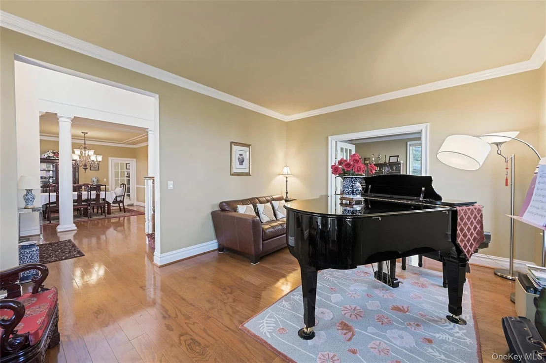 Photo of 42 Deangelis Drive