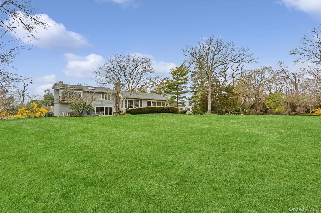Photo of 230 Richards Lane