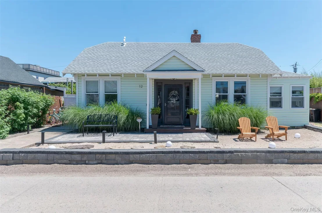 Photo of 12 Surfview Walk