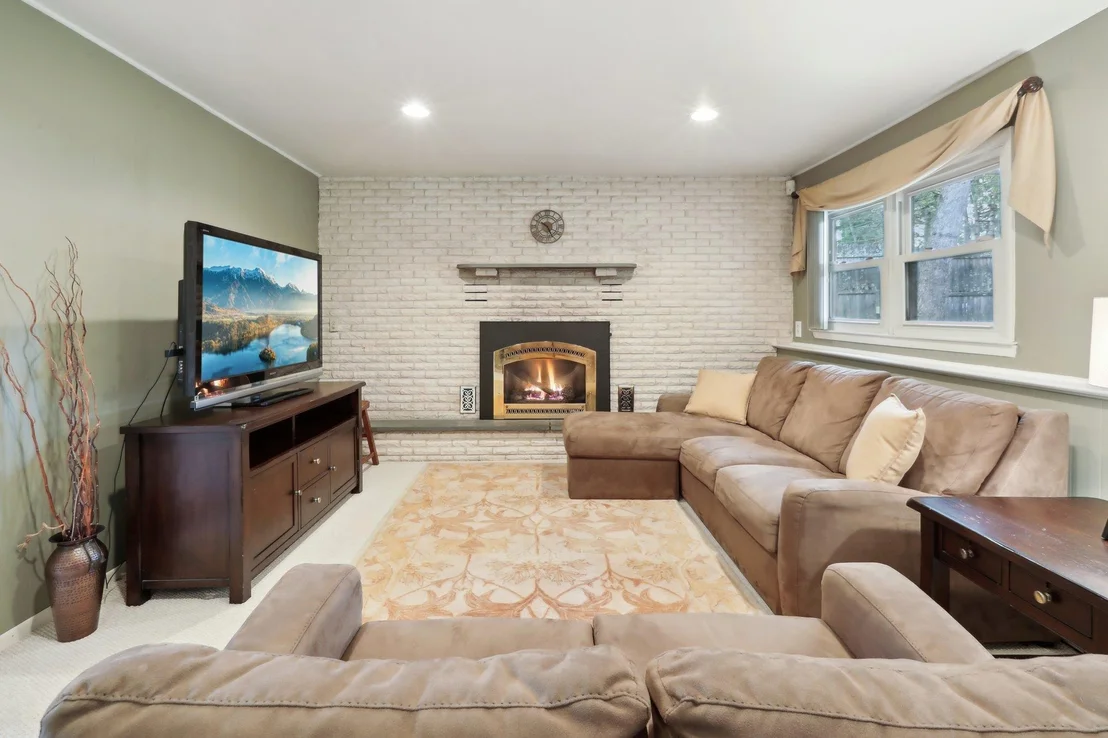 Photo of 3 Gleason Drive