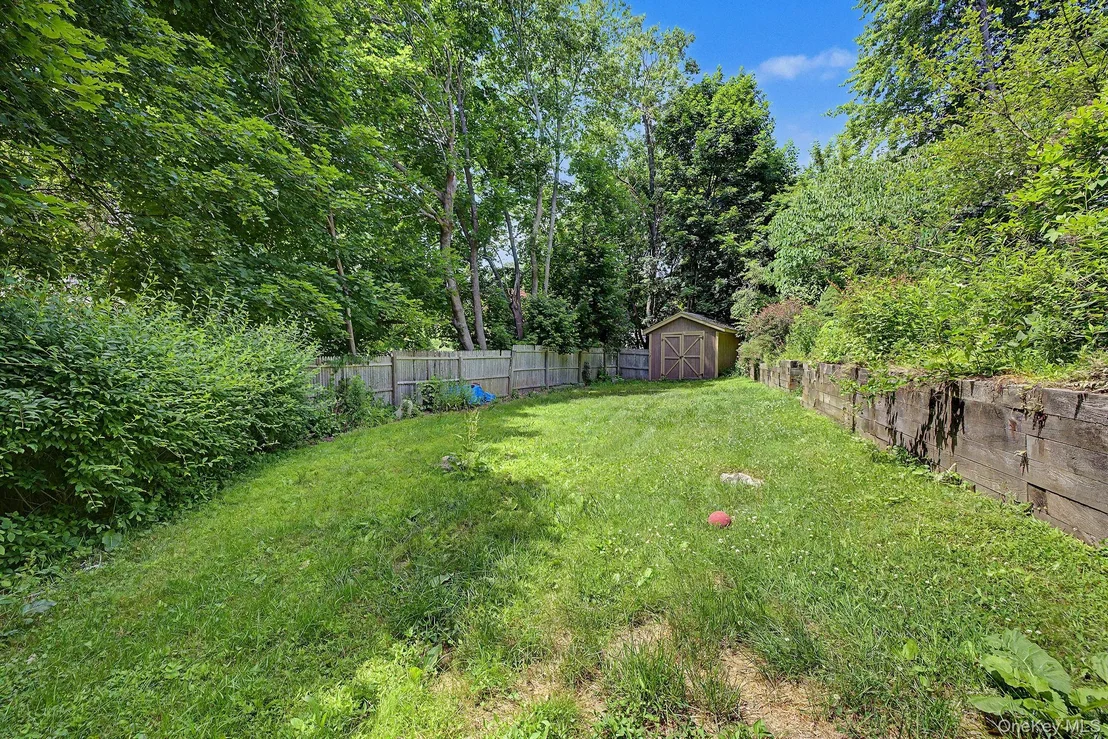 Photo of 121 Putnam Drive
