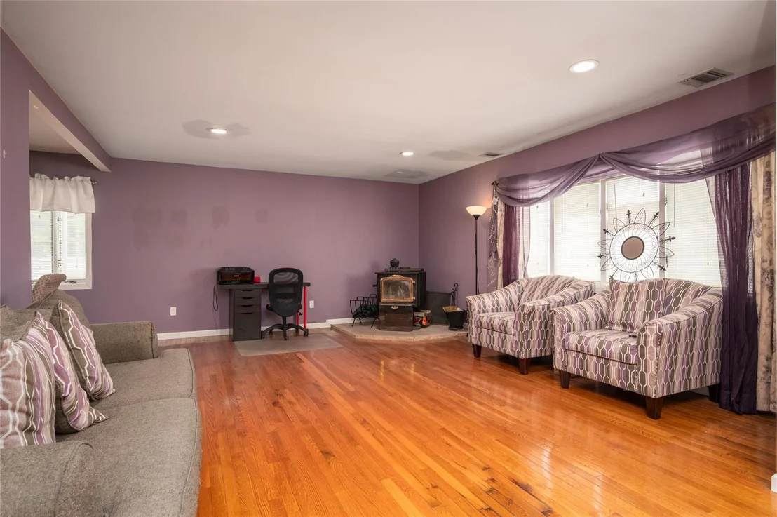 Photo of 3421 Oceanside Road