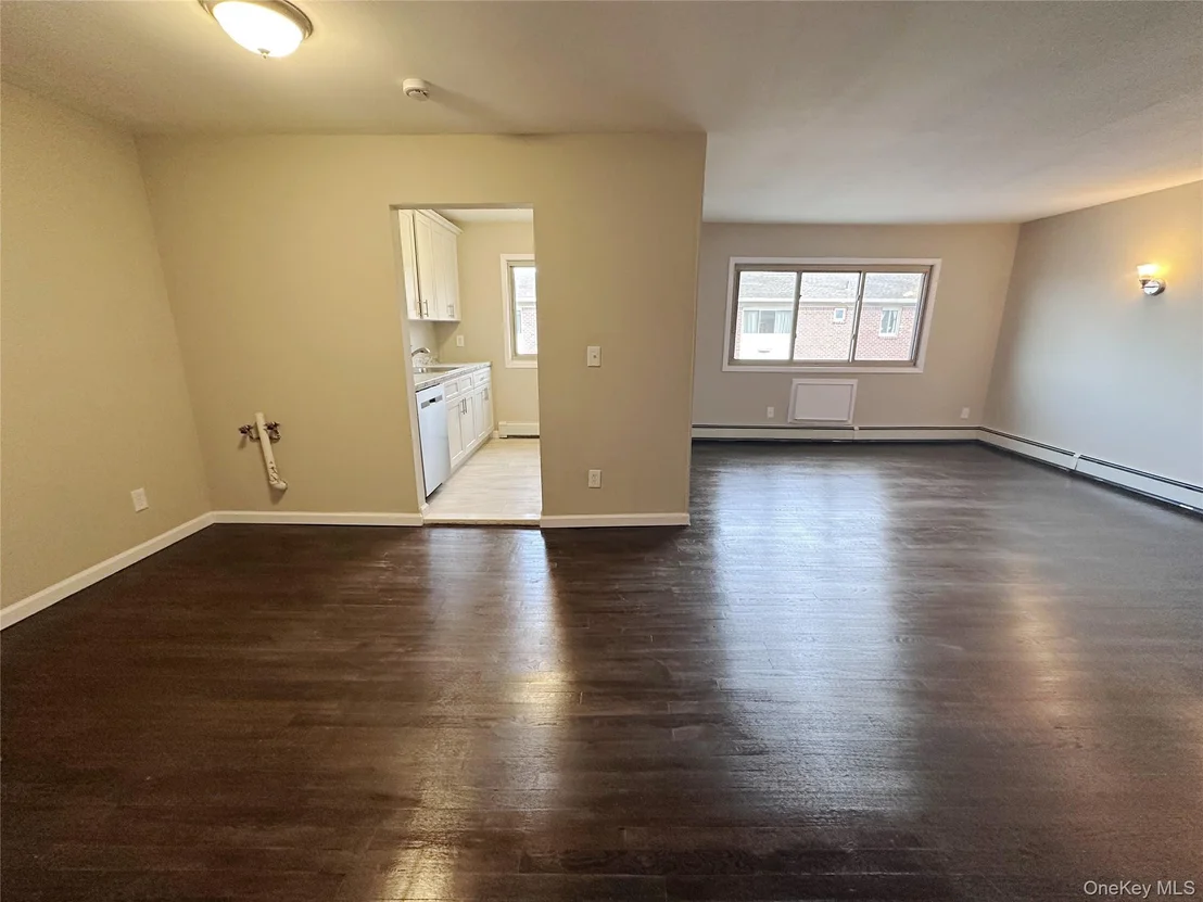 Photo of Unit 33B at 2449 UNION Boulevard