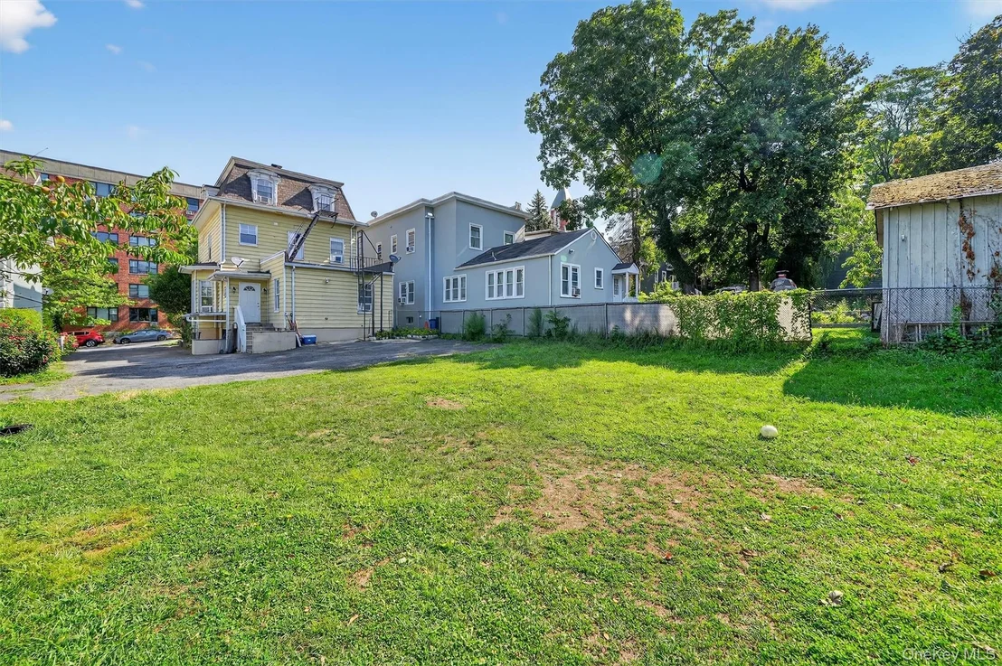 Photo of 16 Maple Place