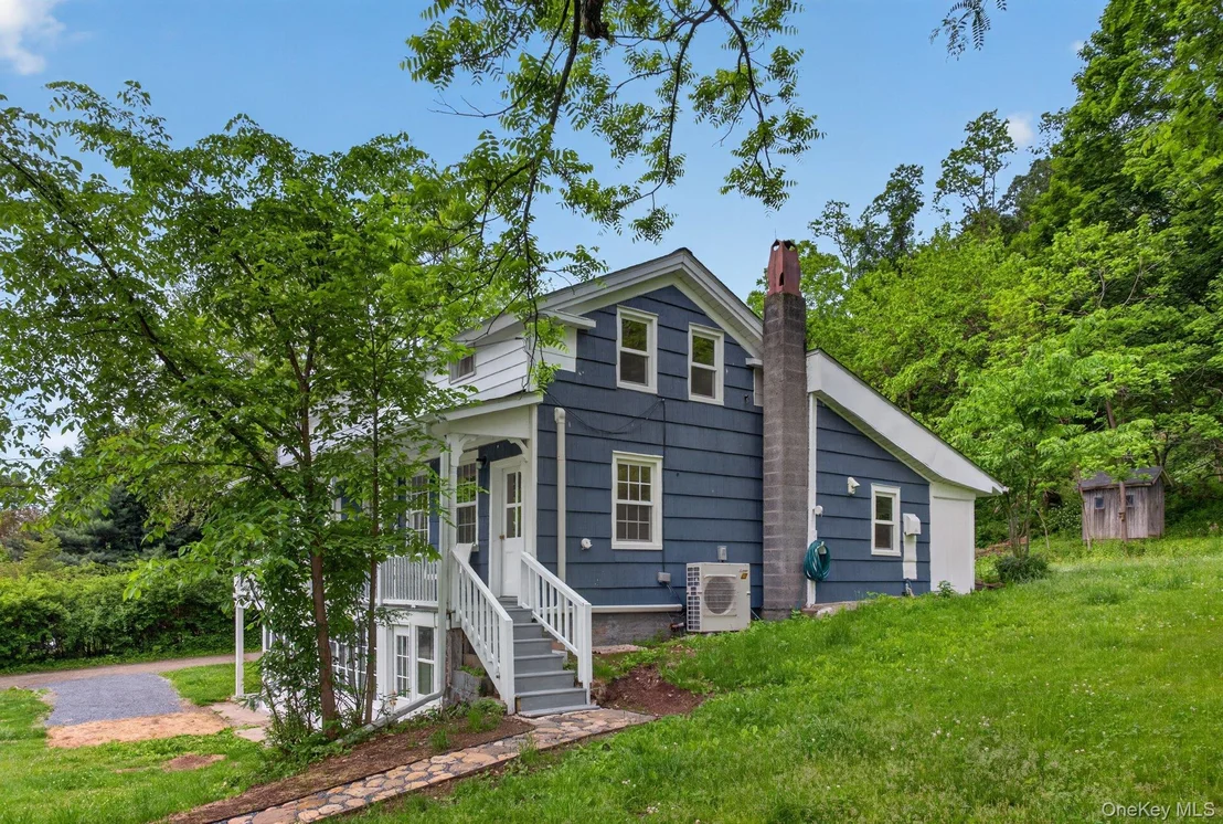 Photo of 26 Fishkill Road