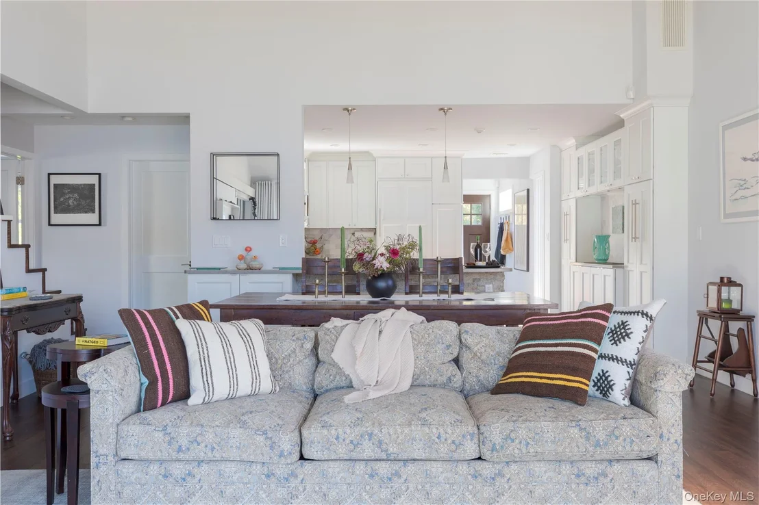 Photo of 32 Hudson River Lane