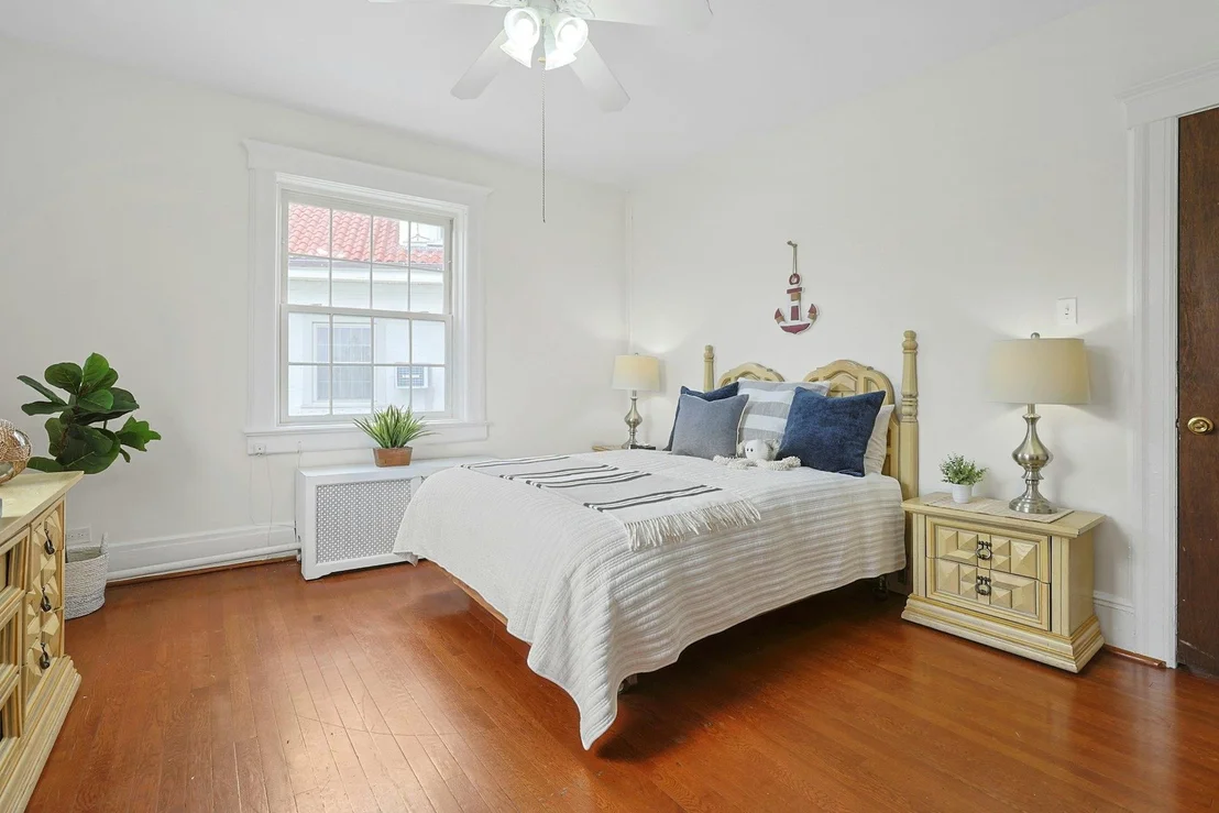 Photo of 233 Commonwealth Avenue