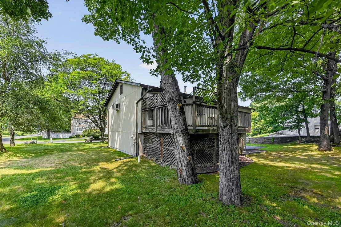 Photo of 22 Cambridge Circle