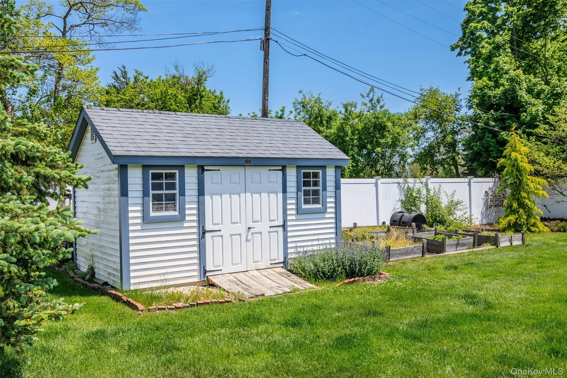 Photo of 119 Hubbard Avenue