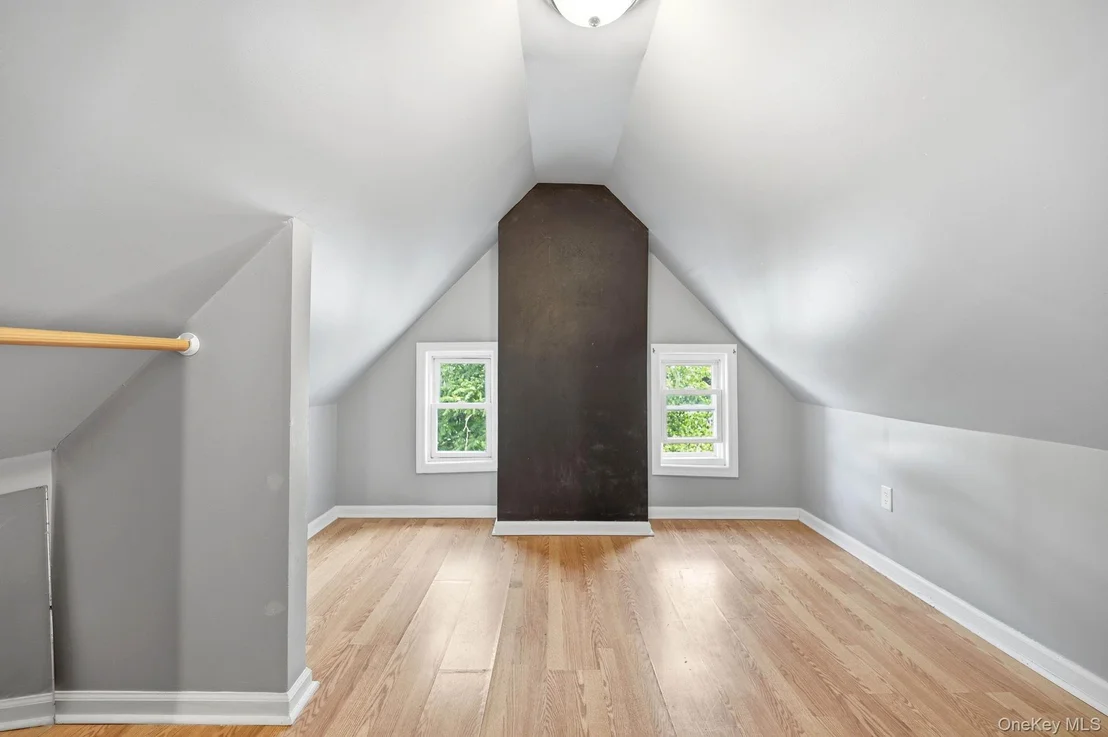 Photo of 4000 Pratt Avenue